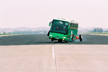Assistenzsysteme für Luxusreisebusse