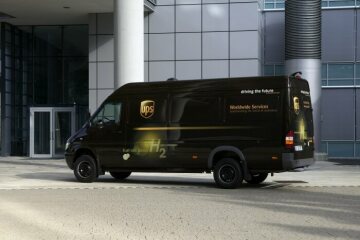 Parcel service banks on fuel cell powered Sprinter