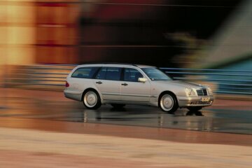 E 55 AMG station wagon / S 210 E 55, 1998 - 1999