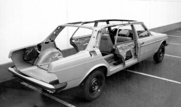 300 D long-wheelbase chassis / VF 123 D 30, 1976 - 1985