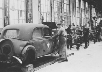 Esslingen repair workshop taken over by Daimler-Benz