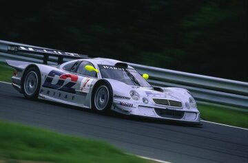 One-two win for new CLK-LM racing sports car