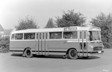 Frankfurt premiere for cars and urban bus