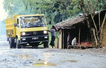 Leichtlastwagen für Asien in Indonesien gefertigt
