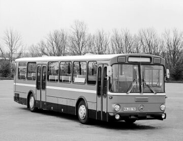Rural regular-service bus: production start in Mannheim