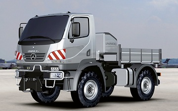 Nutzfahrzeug-IAA: Dritte Unimog-Baureihe und neue Omnibusse