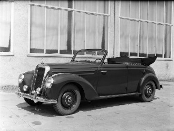 220 open tourer / W 187, 1952 - 1953