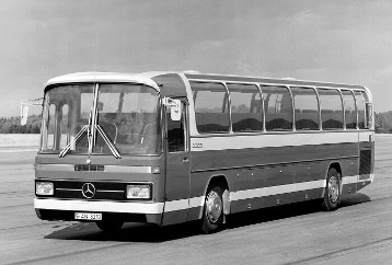 Omnibus O 303 vorgestellt