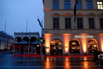 Mercedes-Benz Gallery opens in Munich