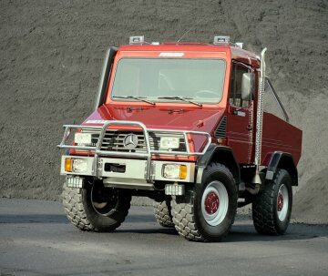 The "Funmog" U 90, concept car of an off-road-capable leisure vehicle based on the Unimog, 1994.