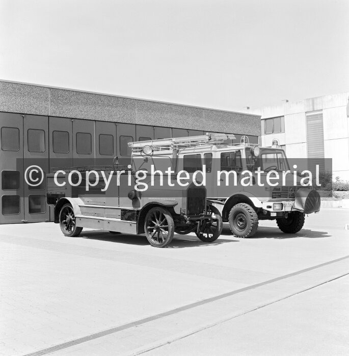 00086279 Unimog 1300 L fire engine