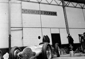 Großer Preis von Frankreich, Reims, 03.07.1938. Mercedes-Benz 3-l-Formel-Rennwagen W 154. (Startnummer 24 - Rudolf Caracciola belegte den zweiten Platz bei diesem Rennen).