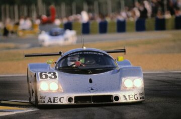 24 Stunden von Le Mans, 10. - 11.06.1989. Sauber-Mercedes Gruppe-C-Rennsportwagen C 9. 
Startnummer 63 - Sieger: Jochen Mass / Manuel Reuter / Stanley Dickens.