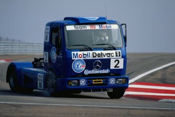 Mercedes-Benz 1834 S racing truck in the 1996 season with Steve Parrish behind the wheel. The Englishman became European Truck Racing Champion for the fifth time with Mercedes-Benz.