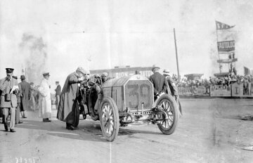 Großer Preis von Frankreich auf dem Rundkurs bei Dieppe, 07.07.1908. Fritz Erle (Startnummer 39) auf Benz 120 PS Grand-Prix-Rennwagen. Erle belegte den 7. Platz. (Benz gewann auch den Preis der Regelmässigkeit).