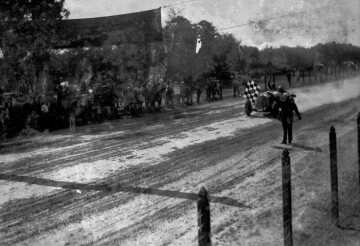 Großer Nationalpreis von Argentinien, Morón-Córdoba- Morón, 07.- 08.02.1931. Der Sieger Carlos Zatuszek mit Beifahrer Julio Berndt auf Mercedes-Benz SSK Rennsportwagen.