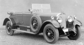 Mercedes 15/70/100 PS, Typ 400, Tourenwagen, Bauzeit: 1924 bis 1929.