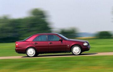 Mercedes-Benz C 230 Kompressor 
Sport, model yearr 1996