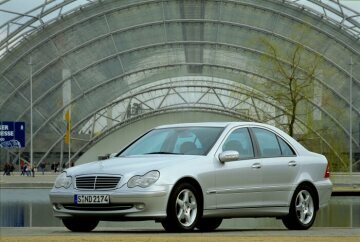 Mercedes-Benz C-Class Sedan C 200 Kompressor Model Series 203