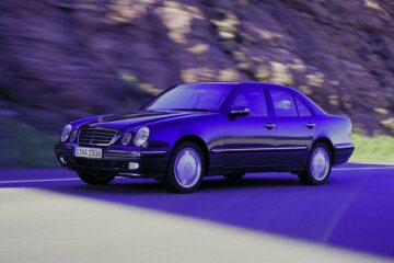 Mercedes-Benz Typ E 430 4MATIC Limousine der Baureihe 210