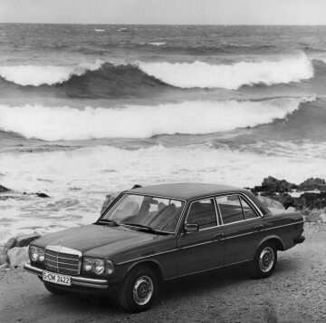 Mercedes-Benz 200 D - 250
Limousine, 1976 - 1985