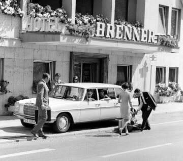 Mercedes-Benz Typ 220 D lang bzw. 230 lang, 1968