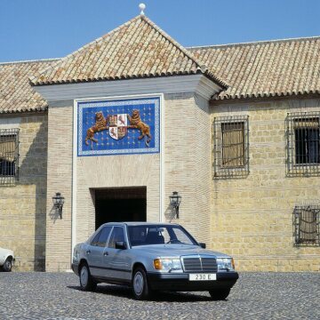 Mercedes-Benz 230 E Limousine, W 124, 1985.