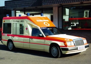 Mercedes-Benz Typ der Baureihe 124, Fahrgestell für Sonderaufbauten Miesen, 1989