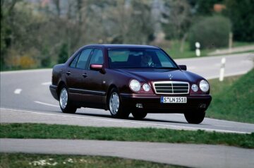 Mercedes-Benz E-Klasse-Limousine der Baureihe 210