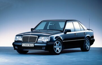 Mercedes-Benz E 500 Limited 
saloon, 124 series, 1994