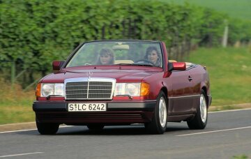 Mercedes-Benz 300 CE-24 convertible, A 124, 1992