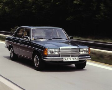 Mercedes-Benz saloon, 123 series, 1982