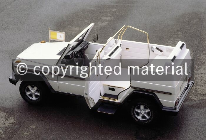 80F185 230 G, off-road vehicle, Popemobile - W 460