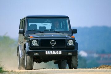 Mercedes-Benz G-Class, long wheelbase, 5-door, Off-Roader, model series 463, 1994 version.