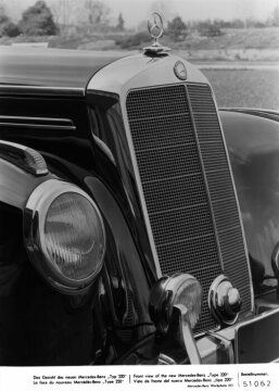 Mercedes-Benz 220 
1951 - 1955
