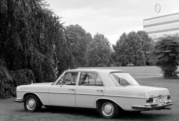 Mercedes-Benz 250 SE
aus dem Jahre 1965