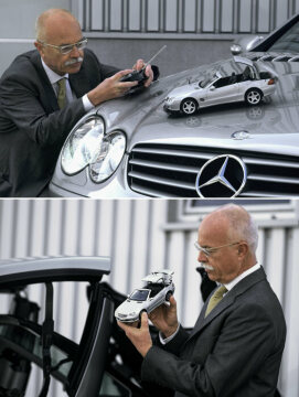 Mercedes-Benz SL, 230 series, with electro-hydraulical Vario roof. Head of overall Vehicle Development, Frank Knothe, demonstrates its operation at the vehicle, early version with 4 slats in grille, and with a model car