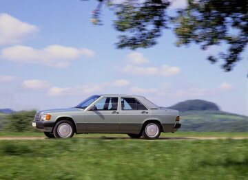 Mercedes-Benz Saloon, W 201 series, 1988