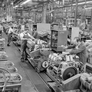 Mannheim plant, production of truck diesel engines, 1983
Production of 400 series engines