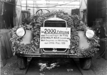 Mercedes-Benz L 2000 (L 60), Chassis mit OM 59/1-Dieselmotor, 2 to Nutzlast
Der 2000. LKW eines Großauftrages aus China (über Otto Wolff), März 1938. Bandablauf im Werk Gaggenau