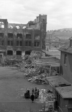 The Untertürkheim plant is the target of a British night-time air raid on November 26, 1943.