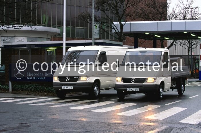 A94F2309 Mercedes-Benz Sprinter 308 D, 208 D