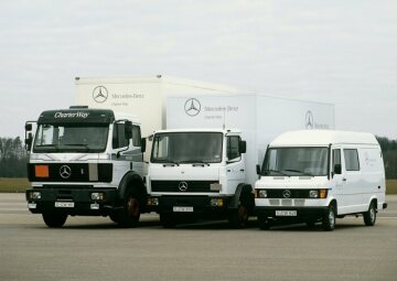 Mercedes-Benz 1735 S tractor unit,
814 with box body,
210 D T 1 panel van,
CharterWay,
1992