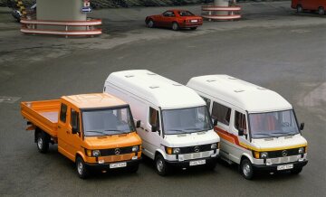 Mercedes-Benz  T 1 "Bremer Transporter"
Pritschenwagen, Kastenwagen, Wohnmobil, 1989