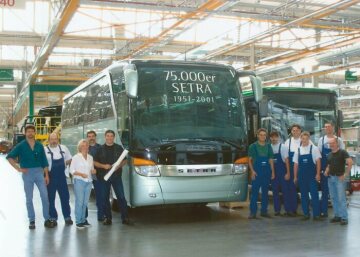 75,000th Setra bus delivered
S 415 HD,
August 28th 2001