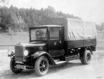 Mercedes-Benz N 1, Halbniederrahmen-Pritschenwagen mit M 16-Benzinmotor, 1,75 to Nutzlast