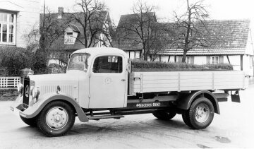 Mercedes-Benz L 2500 (L 60), Pritschenwagen mit OM 59/1-Dieselmotor, 2,5 to Nutzlast