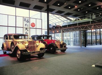The Mercedes-Benz Museum was reopened on February 1, 1986 in time for the "100 Years of the Automobile" anniversary event.