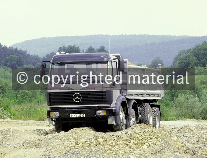 88F375 Mercedes-Benz 3535 AK