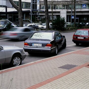 Mercedes-Benz S 320 with Parktronic system, W 140, 1995